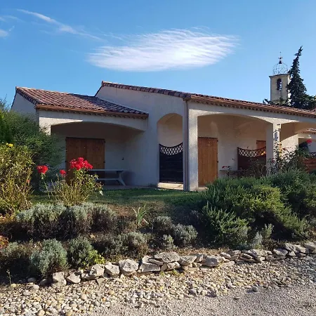 Le Romulus Сasa de vacaciones