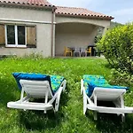 Le Romulus بيت للعطل Roumoules